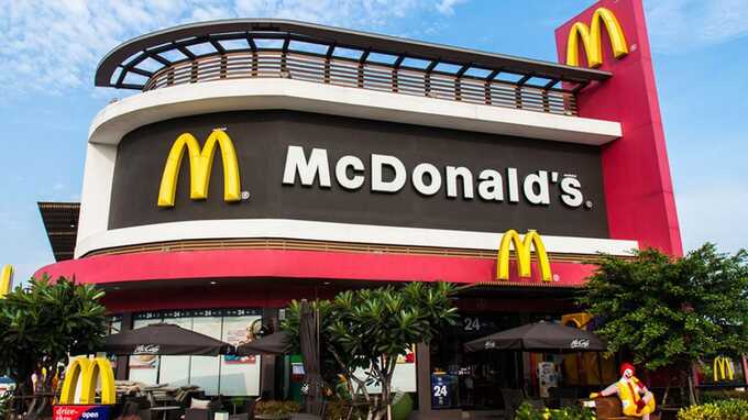 McDonaldʼs     .    