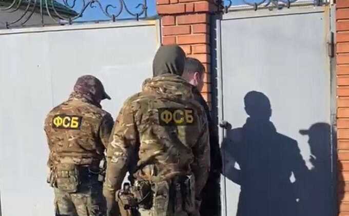 ФСБ нагрянула к экс-спикеру Народного Хурала Бурятии Цырену Доржиеву
