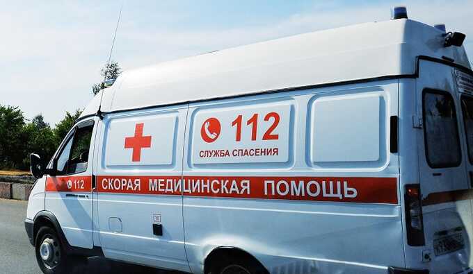 В Новокузнецке мужчине насквозь пробило голову ломом, но он выжил