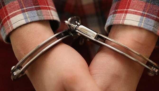 В Самарской области задержали подростка, которого подозревают в подготовке нападения на свою школу