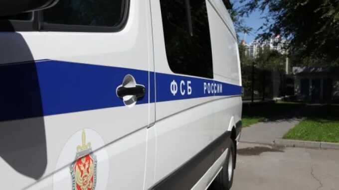В Брянской области неизвестные расстреляли автомобиль погрануправления