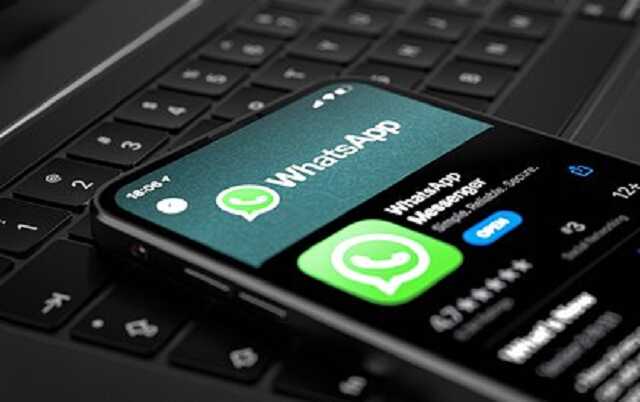 Россиян предупредили о новой предновогодней схеме обмана в WhatsApp