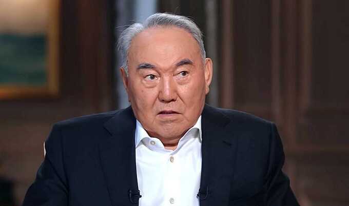Нурсултан Назарбаев рассказал про тайную жену и детей. Но не про всех