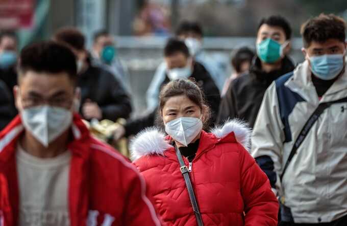 После вспышки новой формы пневмонии Китай ввёл масочный режим в общественных местах