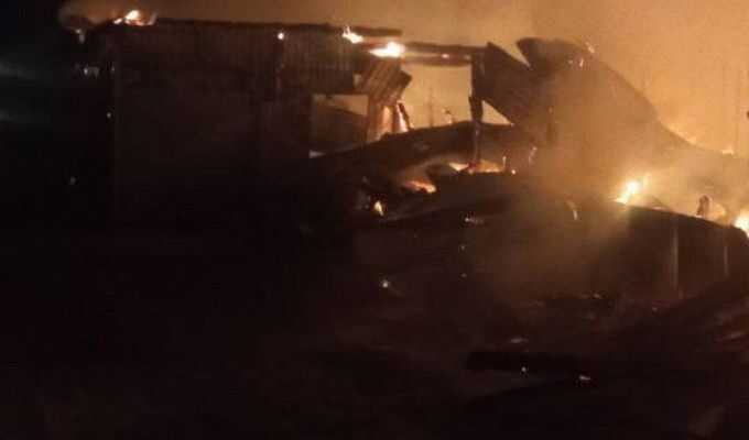 В Бурятии горела ферма: пламя охватило 600 «квадратов» и погубило 50 голов скота
