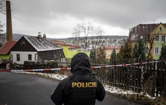 Стрельба в Праге: во время обысков в доме стрелка нашли взрывчатку