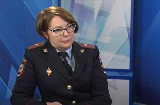 Начальник Управления по вопросам миграции (УВМ )по ХМАО Оксана Семенова арестована за получение взяток за постановку на учёт мигрантов