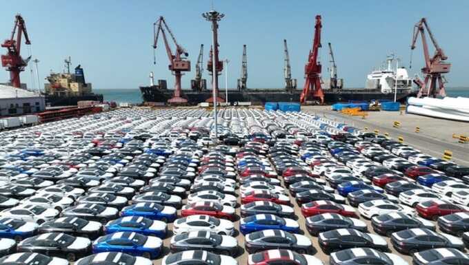 Китай стал крупнейшим в мире экспортером автомобилей за счёт поставок в Россию