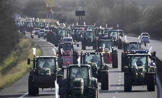 Испания присоединяется к волне протестов фермеров