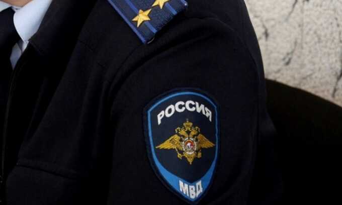 В Ростове-на-Дону мужчина напал на двух девочек в подъезде дома