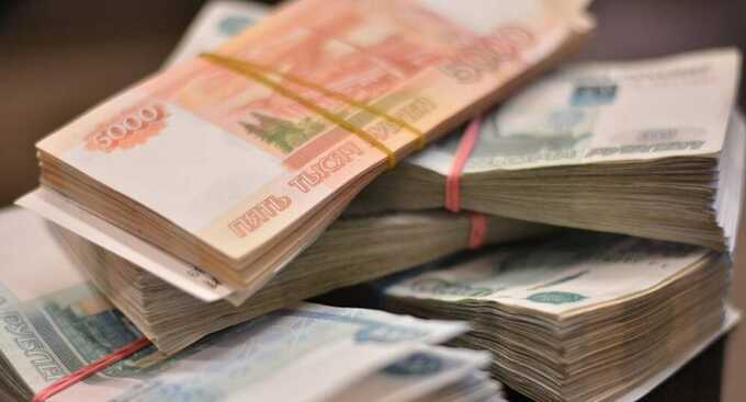 Пара из Пермского края заработала 1,7 миллиона рублей, обманывая пенсионеров