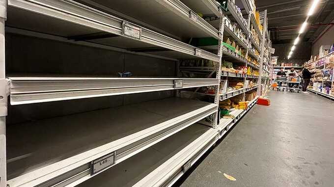 Протесты фермеров в Бельгии привели к дефициту продуктов в магазинах, вызывая беспокойство среди потребителей