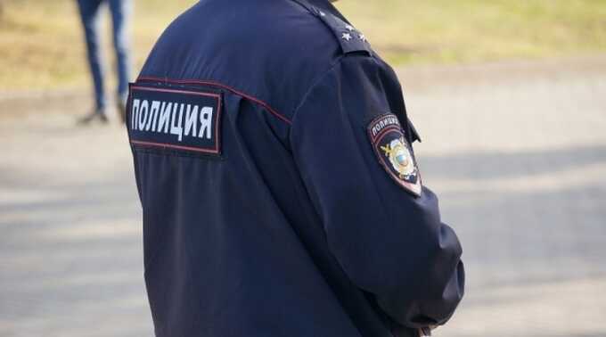 Посетителя бара в Воронеже избили охранники, в результате чего его друг получил химический ожог обоих глаз