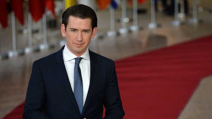 Экс-канцлер Австрии получил условный срок по делу о ложных показаниях
