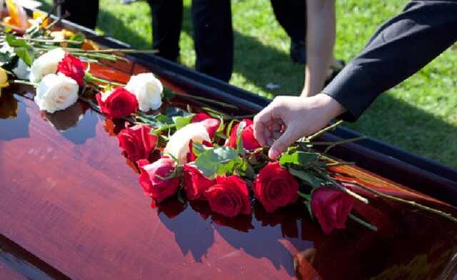 Наследника главы Роснефти Игоря Сечина Ивана похоронили в семейной могиле на одном из самых престижных кладбищ Санкт-Петербурга