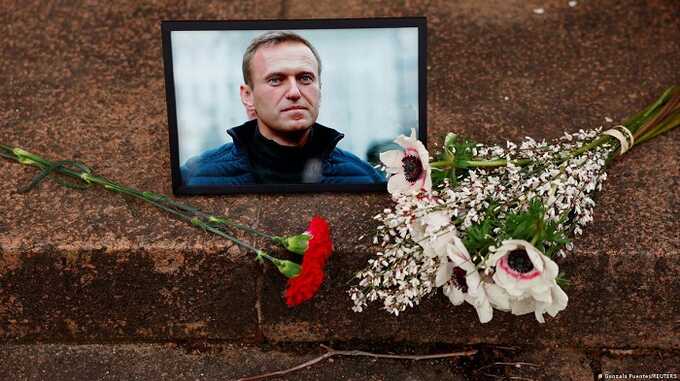 Пропагандисты угрожают россиянам службой в штурмовых ротах за желание простится с Навальным