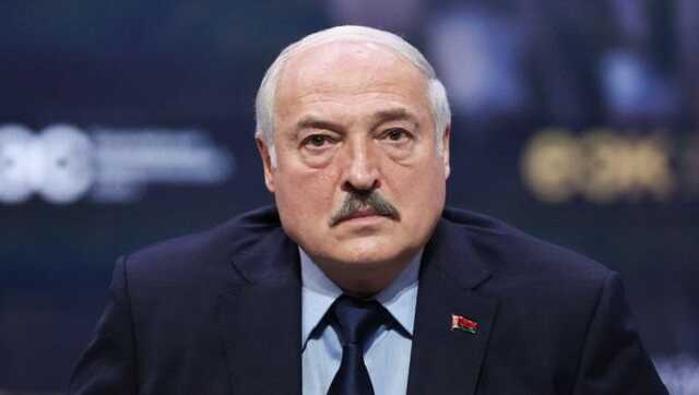 Лукашенко подписал указ о переводе госорганов Беларуси на работу в условиях военного времени