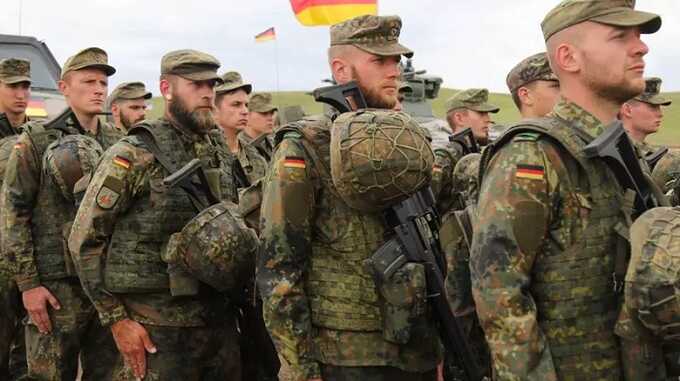 Германия рассматривает возвращение обязательной военной службы