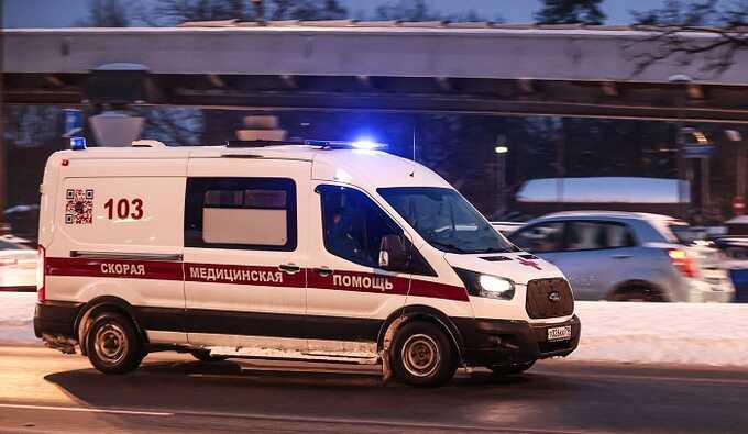 В Петербурге пьяный мужчина одним ударом по голове отправил ребёнка в больницу