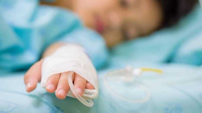 Из-за отравления парацетамолом двухлетнему ребёнку потребовалась пересадка печени