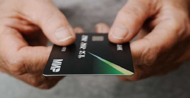 Samsung Pay прекращает работу с картами «МИР»