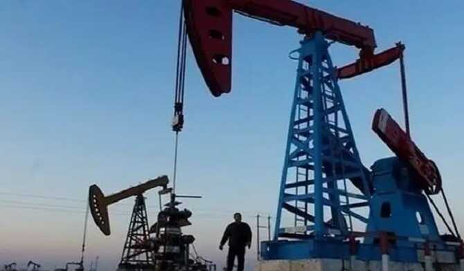 Российские компании сталкиваются с задержкой платежей за нефть от Китая, Турции и ОАЭ из-за опасений их банков о санкциях США