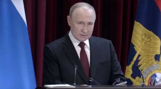 Путин, выступая на коллегии МВД, назвал теракты «обоюдоострым оружием»