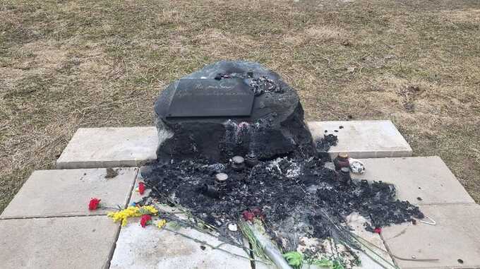 В Новой Москве задержан подозреваемый в поджоге стихийного мемориала жертвам теракта в Крокусе