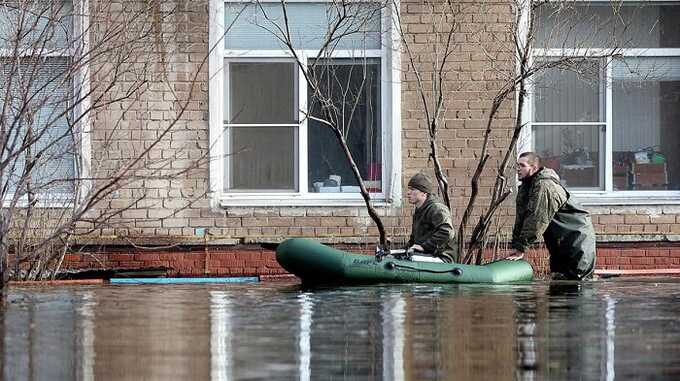 Кремлеботы раскритиковали пострадавших от наводнения жителей Орска за «наглость»