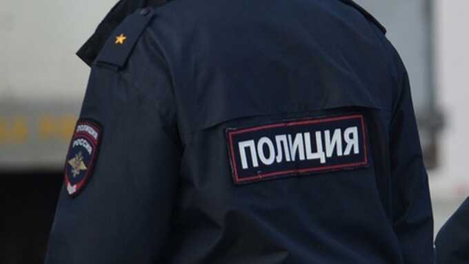 Москвича оштрафовали за наличие флага запрещённой организации «Имарат Кавказ» на автомобиле