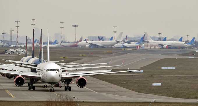 Опасный инцидент в аэропорту Внуково: Пилоты не услышали диспетчера и попали на активную полосу