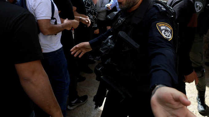 Полиция задержала охрану консула Греции в храме Гроба Господня