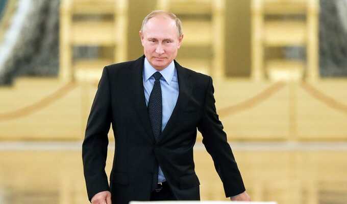 Путин официально вступил в должность президента РФ