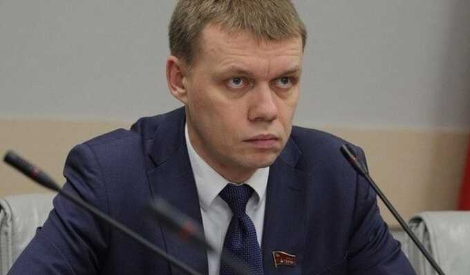 Независимого депутата Евгения Ступина лишили мандата Мосгордумы