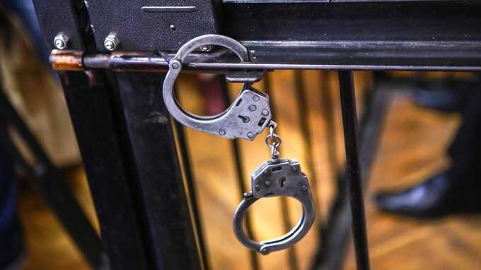 Экс-замгендиректора аэропорта Норильска арестовали по делу о подкупе за ₽14 миллионов