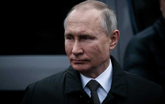 В Думе предложили дать Путину право создавать временные администрации за рубежом