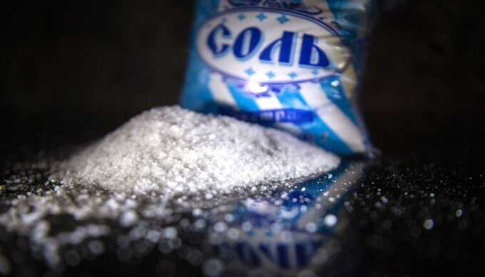 Впервые за 16 лет в России резко подорожала соль