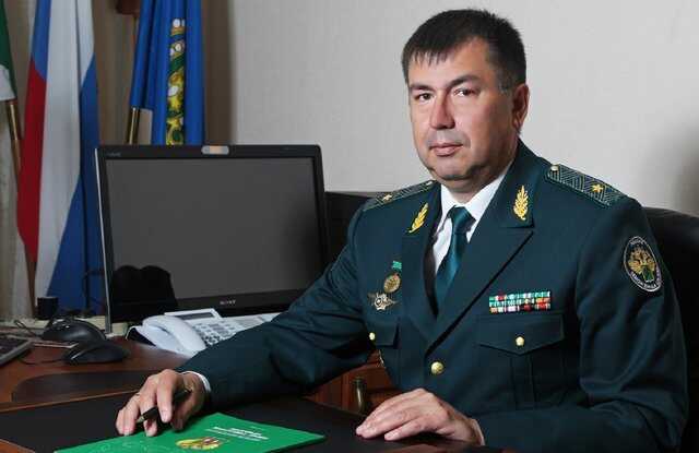 Экс-глава Астраханской таможни сел на 7 лет за покровительство контрабанде с использованием арестованного сухогруза