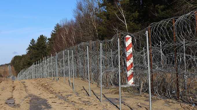 В Кремле отреагировали на строительство Польшей забора на границе с Россией