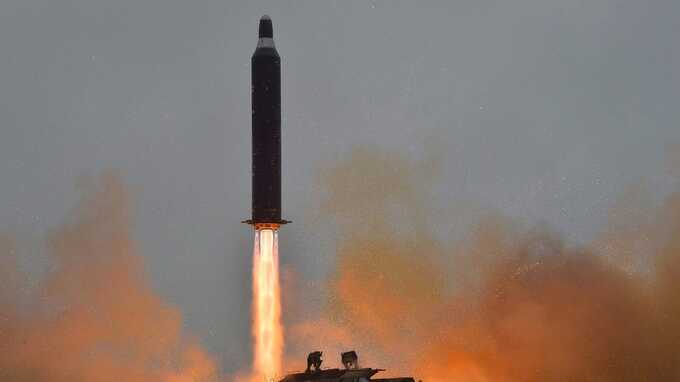 Северная и Южная Кореи обменялись ракетными ударами вблизи границ