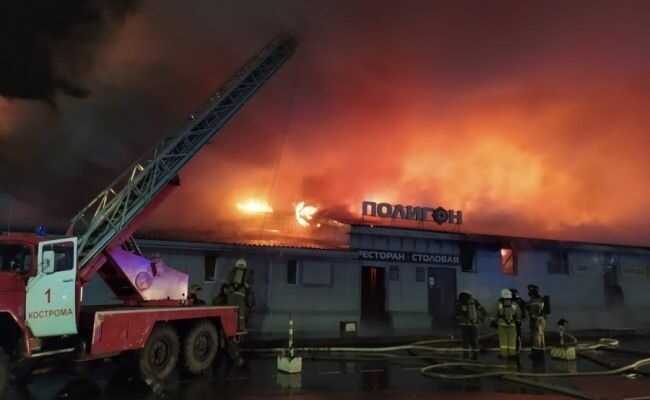 Спасший людей мужчина раскрыл подробности пожара в кафе в Костроме
