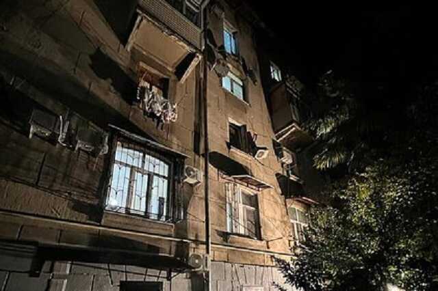 Хозяйка квартиры в Сочи прокомментировала обрушение балкона с людьми
