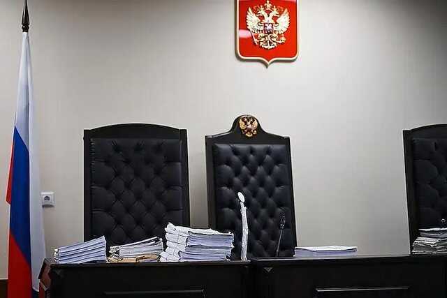 Российскому чиновнику дали восемь лет за получение взятки в 1,5 миллиона рублей