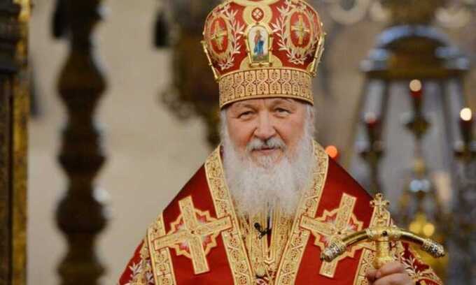 Патриарх Кирилл призвал дать моральную оценку суррогатному материнству